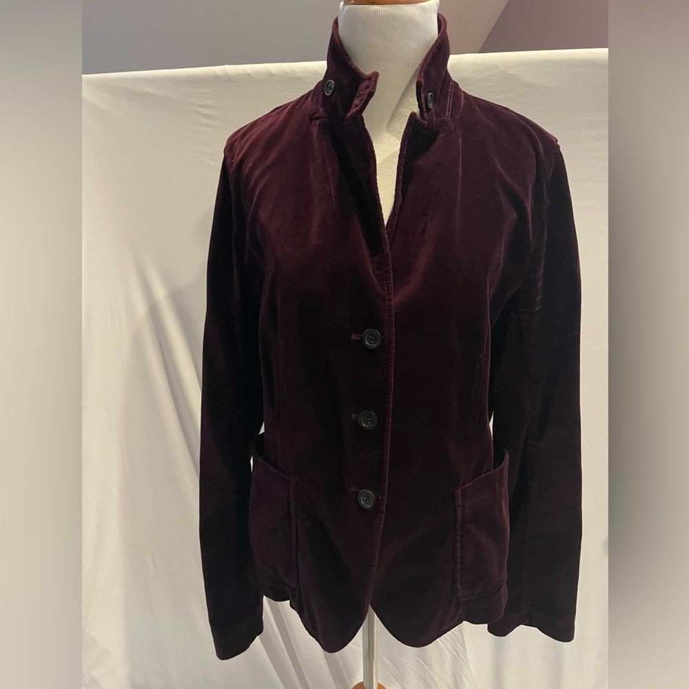 Purple velvet J Crew 3 button jacket w/ pockets, size L, 100% cotton